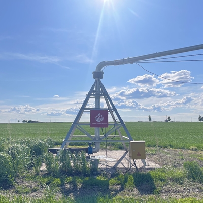 China Center Pivot Irrigation System for 40ha Landfarm Zimmatic Style Energy-saving Irrigation Machine Inexpensive Low Cost